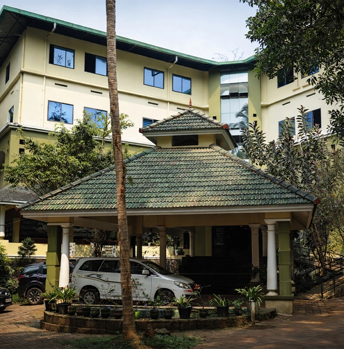 Edhini entrance porch